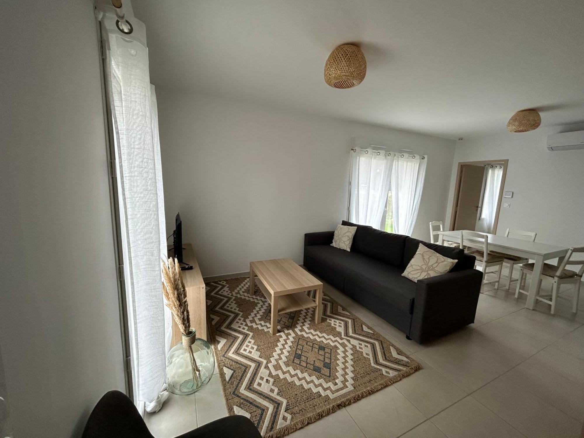 Appartement Avec Jardin Chateauneuf-de-Galaure Luaran gambar